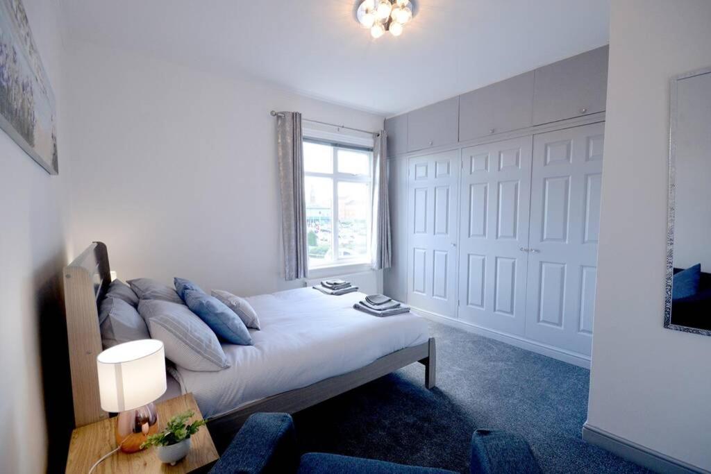Renovated House Near Darlington Train Station. Villa Exterior photo